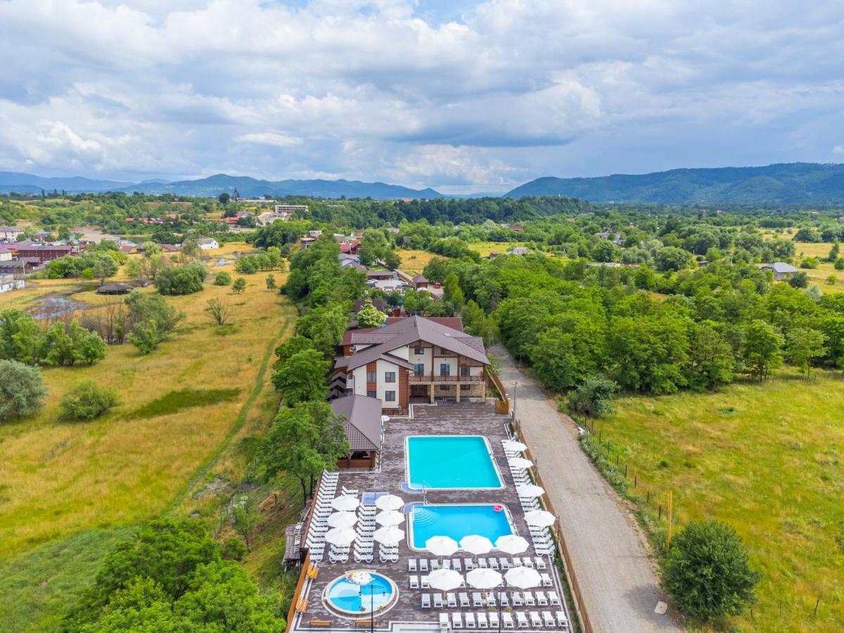 Sofion Hotel&Resort Solotvyno Exterior photo